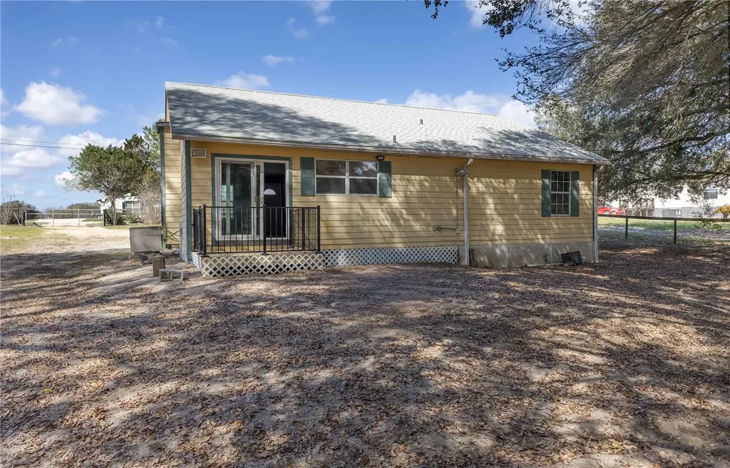 16649 SE 23rd Avenue Summerfield FL 34491