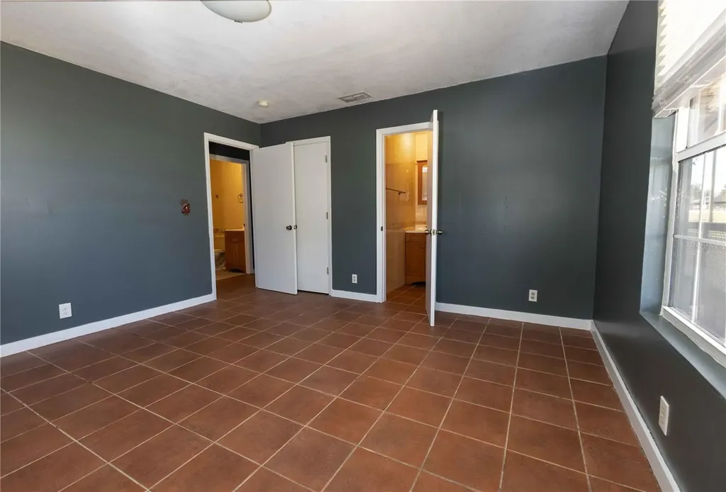 16649 SE 23rd Avenue Summerfield FL 34491