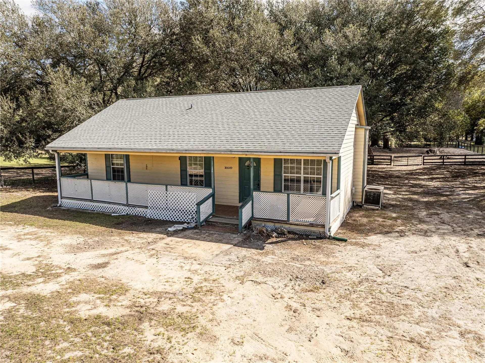 16649 SE 23rd Avenue Summerfield FL 34491