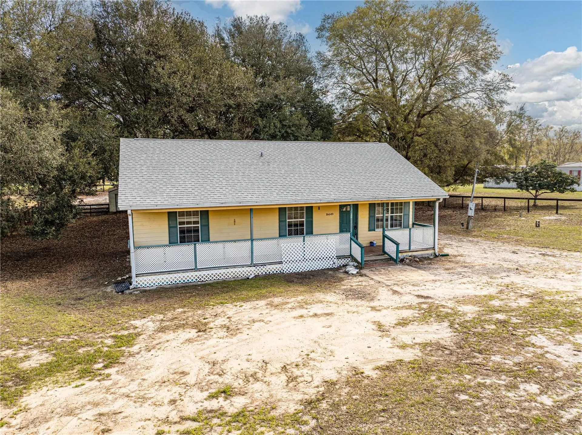 16649 SE 23rd Avenue Summerfield FL 34491