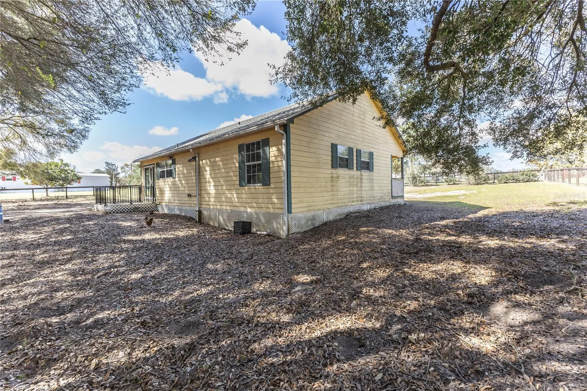 16649 SE 23rd Avenue Summerfield FL 34491