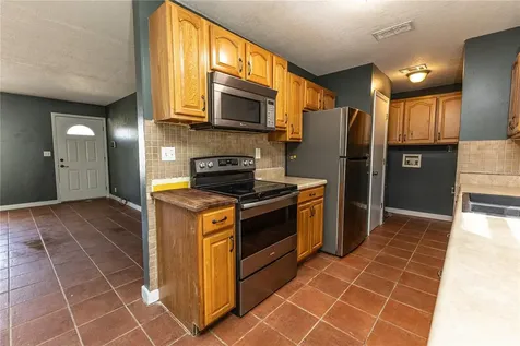 16649 SE 23rd Avenue Summerfield FL 34491