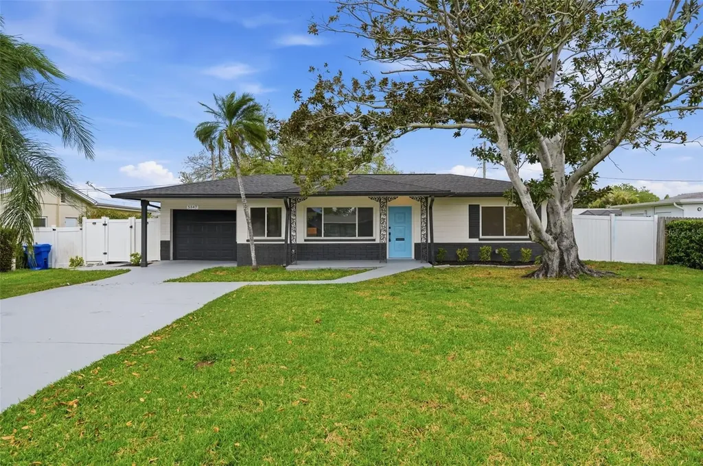 5347 30th Avenue N St Petersburg FL 33710