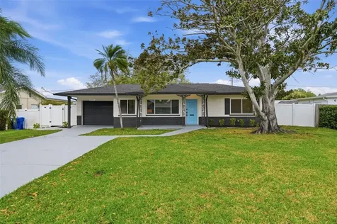 5347 30th Avenue N St Petersburg FL 33710