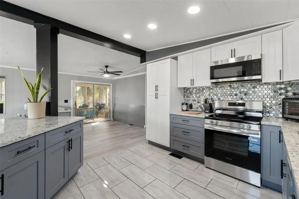 8431 Moonlight Avenue Brooksville FL 34613