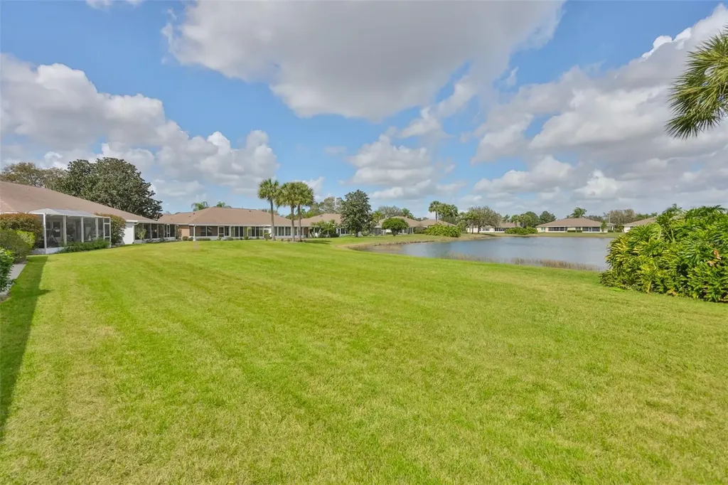 2308 Brookfield Greens Circle Sun City Center FL 33573