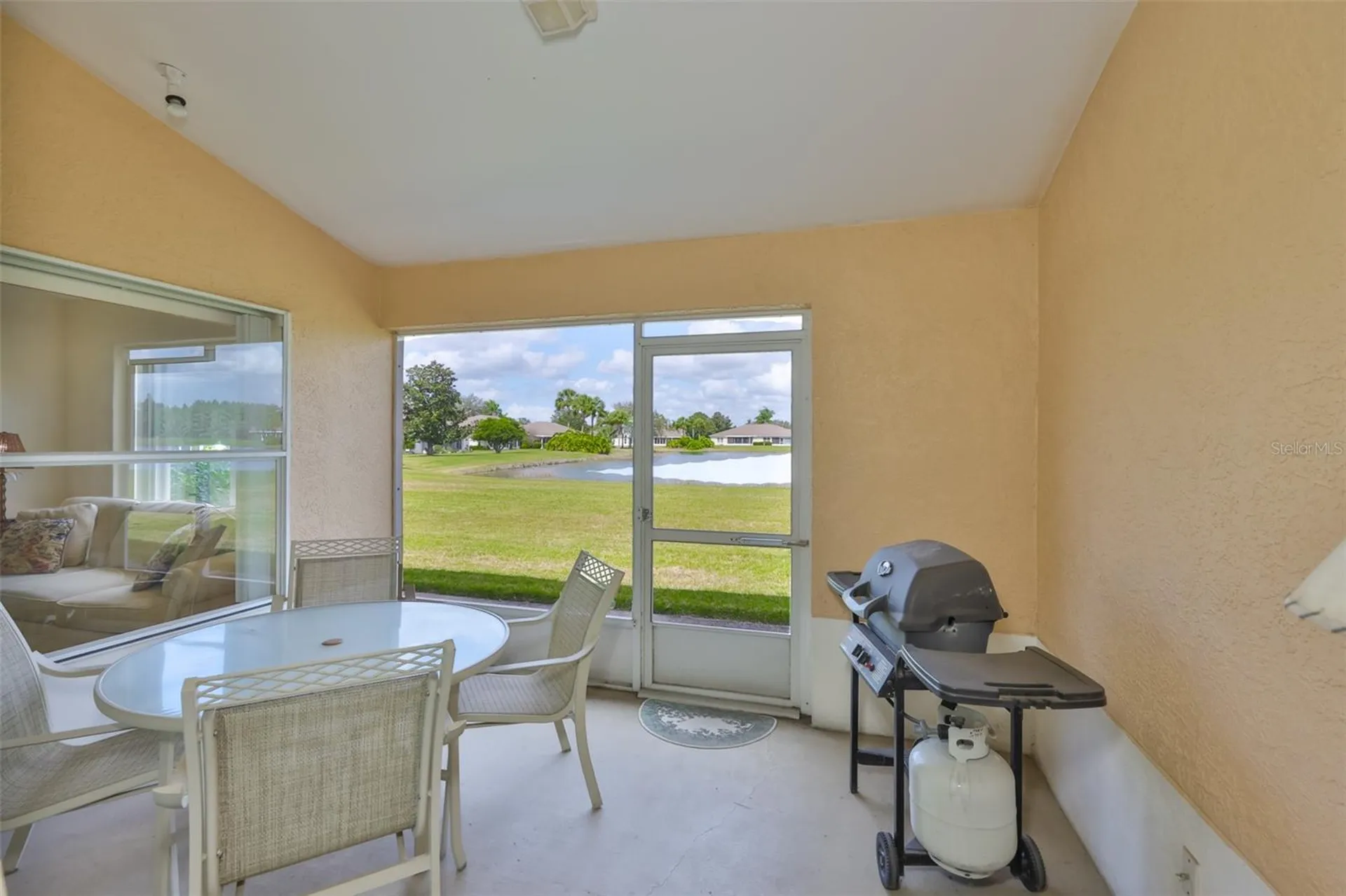 2308 Brookfield Greens Circle Sun City Center FL 33573