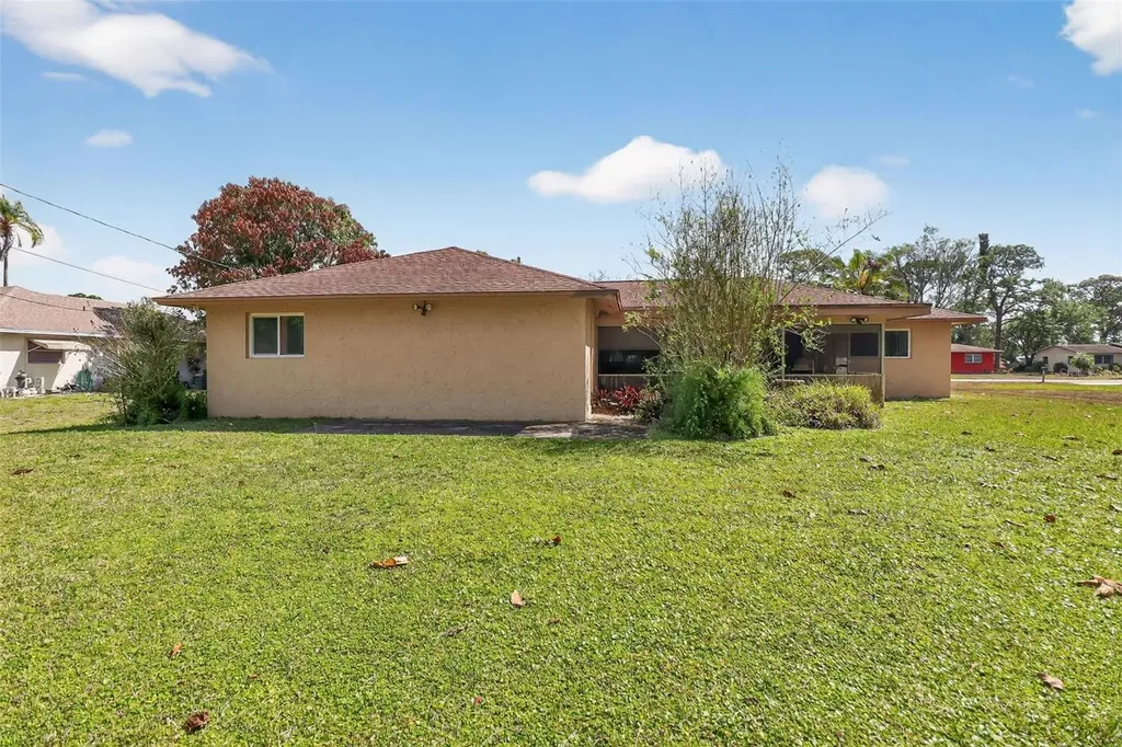 307 Maple Avenue N Lehigh Acres FL 33936