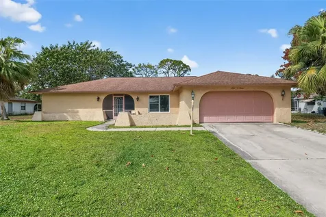 307 Maple Avenue N Lehigh Acres FL 33936