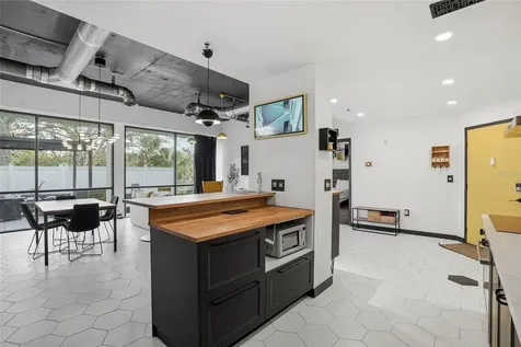 701 S Madison Avenue Clearwater FL 33756