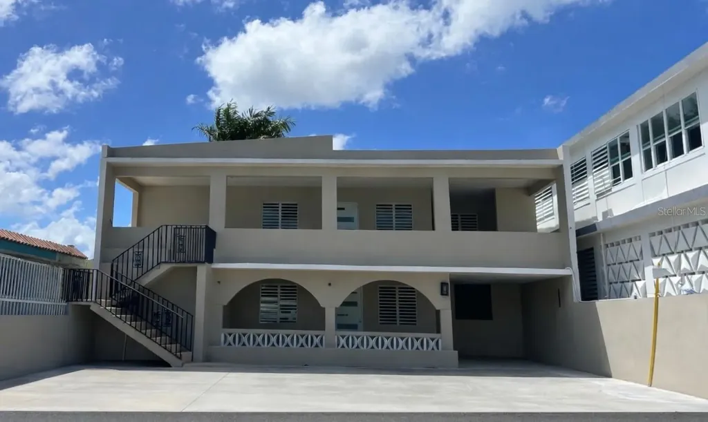 151 Avenue Manuel Fernández Juncos Toa Alta PR 00953