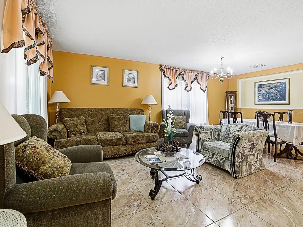 4547 Ashtubula Court Orlando FL 32818
