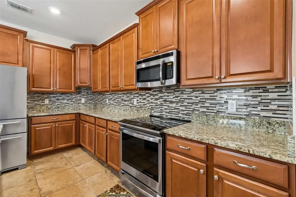 920 Peregrine Hill Place Ruskin FL 33570