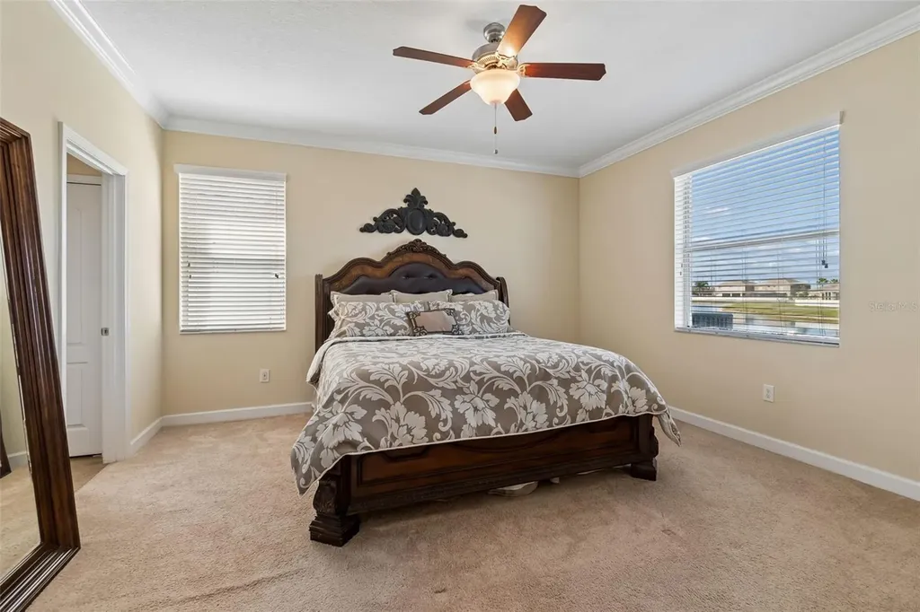920 Peregrine Hill Place Ruskin FL 33570