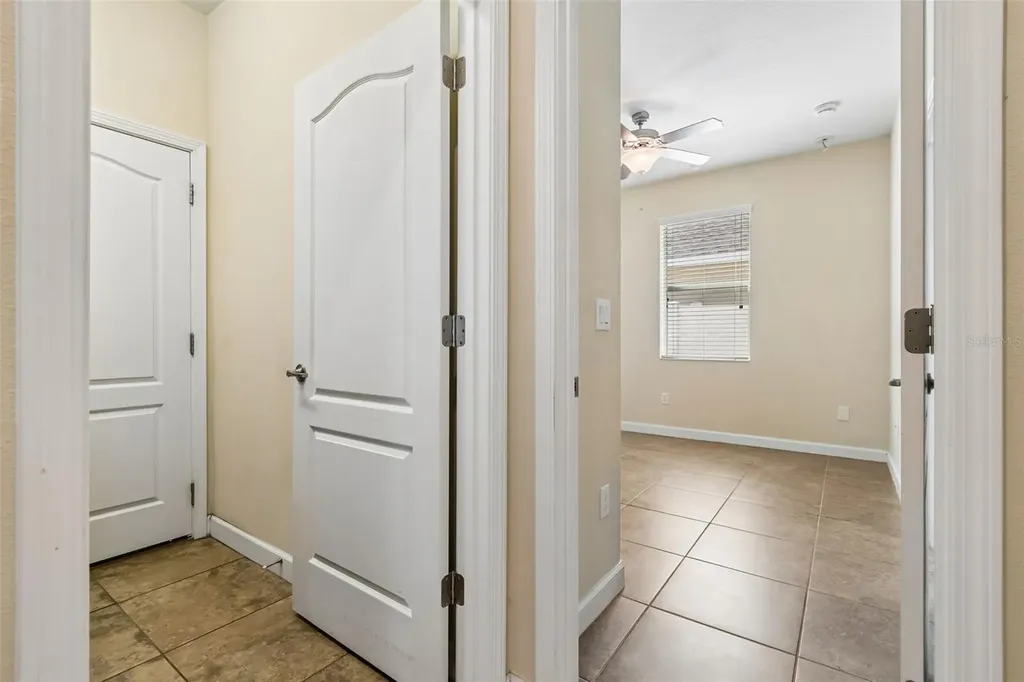 920 Peregrine Hill Place Ruskin FL 33570