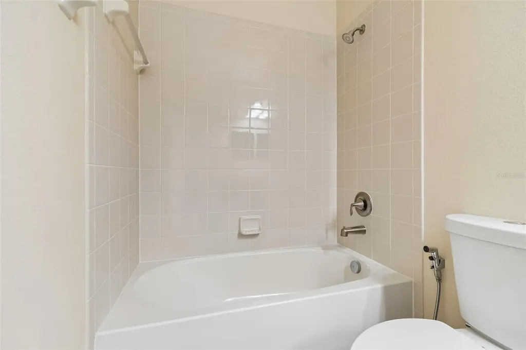 920 Peregrine Hill Place Ruskin FL 33570