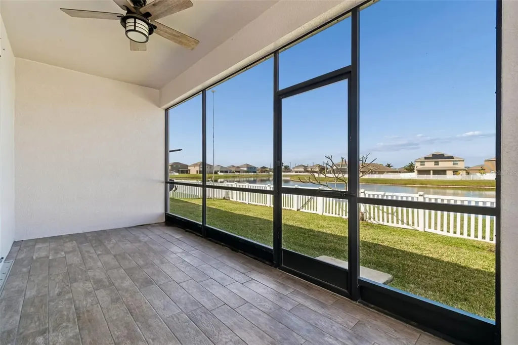 920 Peregrine Hill Place Ruskin FL 33570