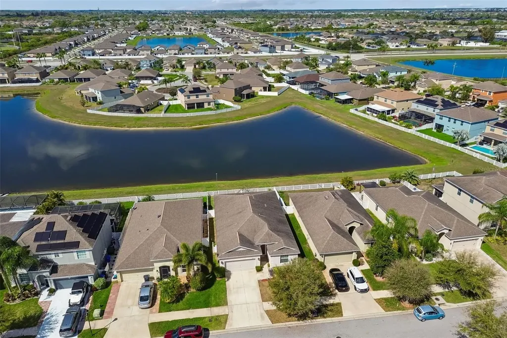 920 Peregrine Hill Place Ruskin FL 33570