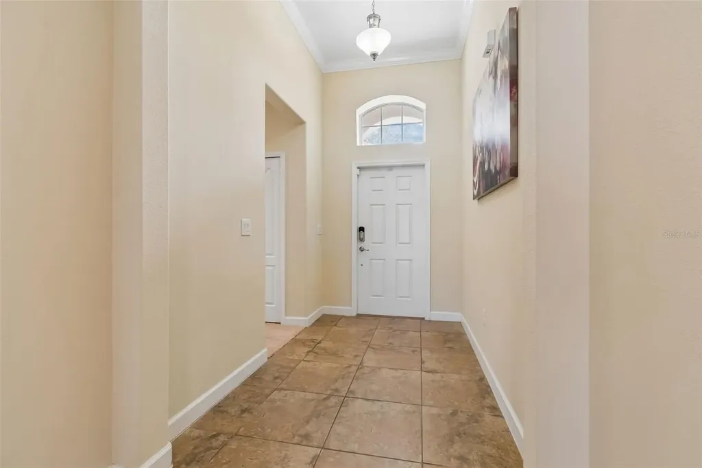 920 Peregrine Hill Place Ruskin FL 33570