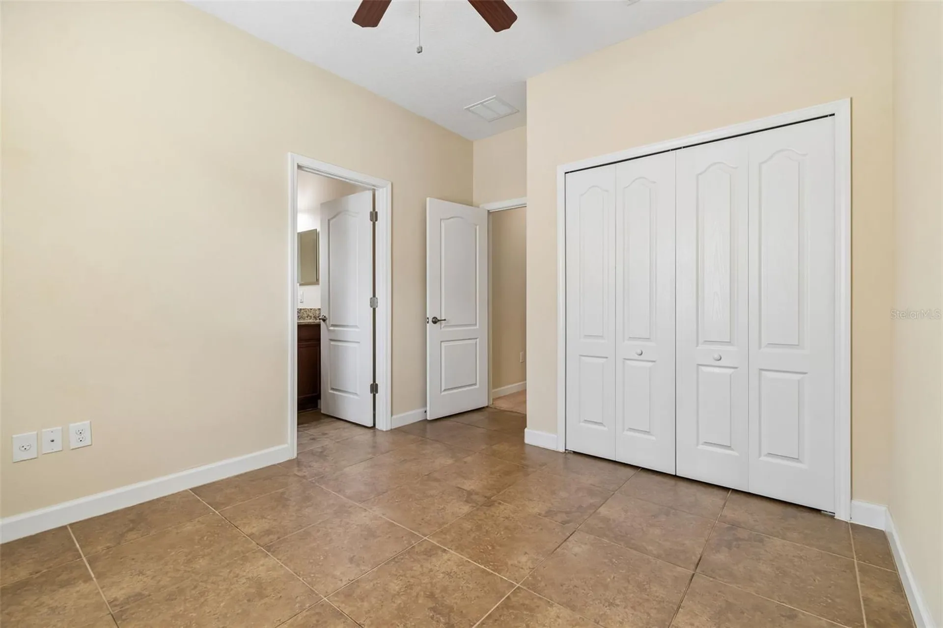 920 Peregrine Hill Place Ruskin FL 33570