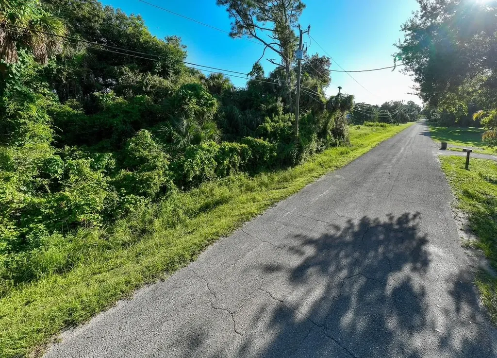 458 Capitol Street North Fort Myers FL 33903