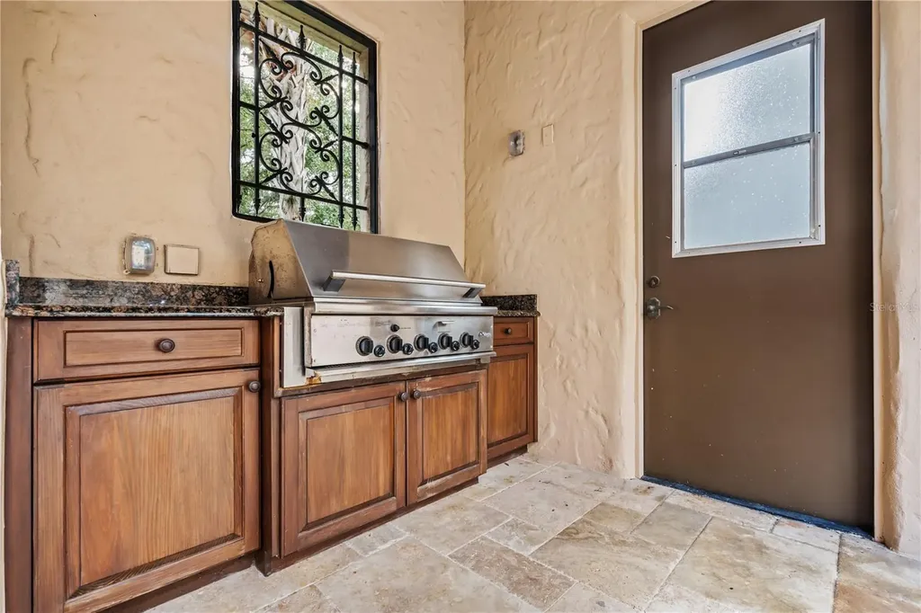 9841 Covent Garden Drive Orlando FL 32827