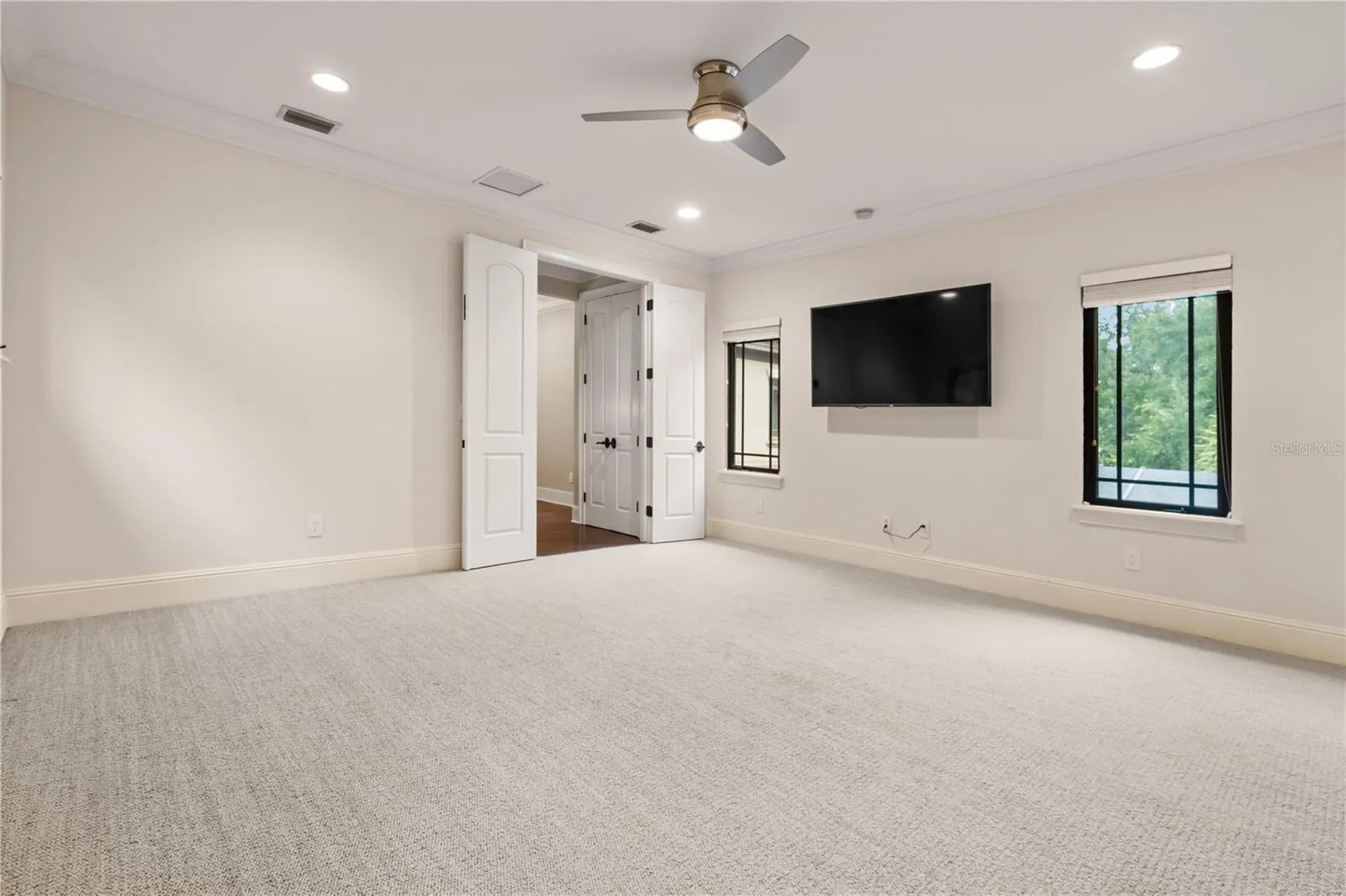 9841 Covent Garden Drive Orlando FL 32827