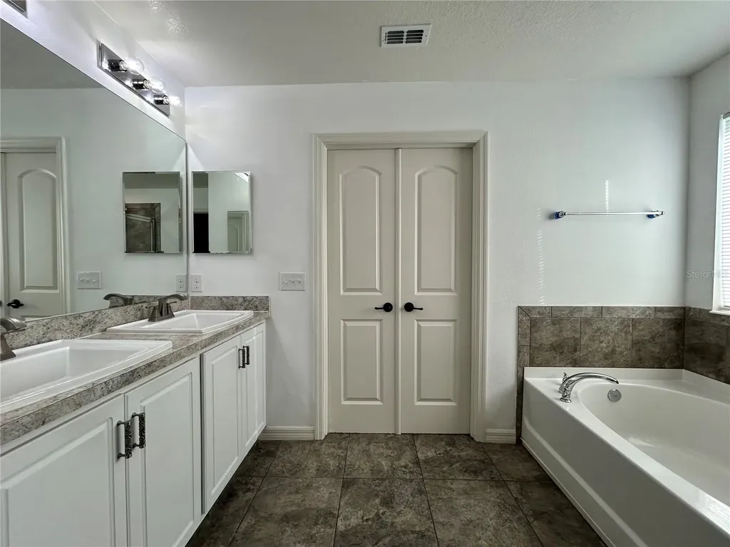 10638 Aldo Moro Drive Wimauma FL 33598