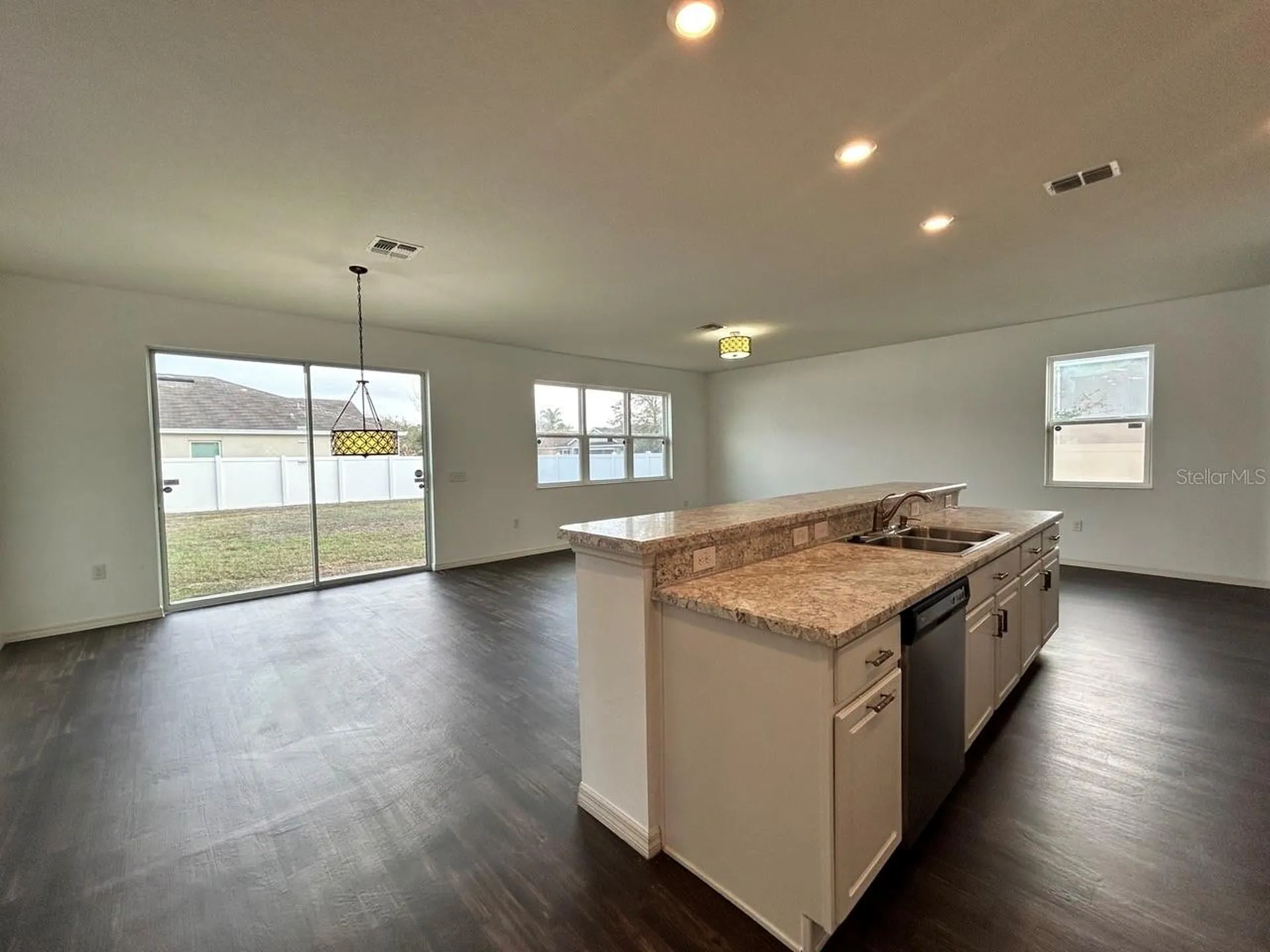10638 Aldo Moro Drive Wimauma FL 33598