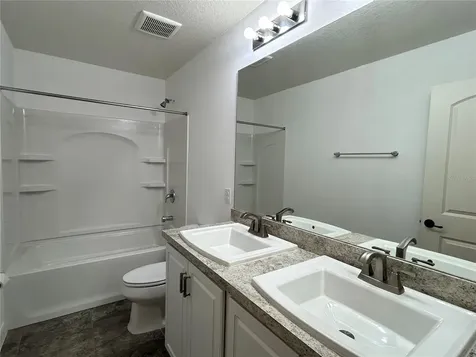 10638 Aldo Moro Drive Wimauma FL 33598