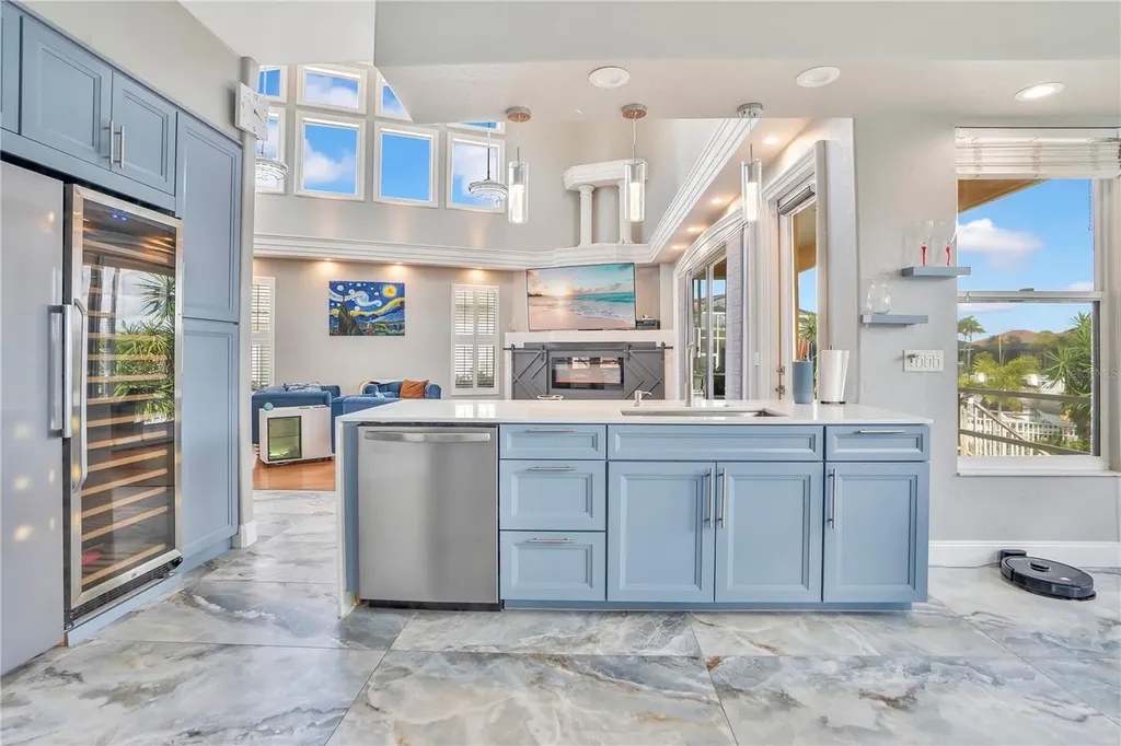 934 Symphony Isles Boulevard Apollo Beach FL 33572