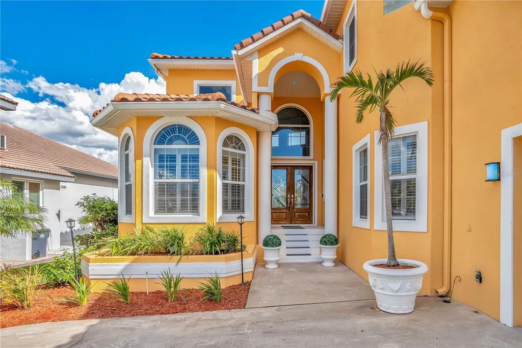 934 Symphony Isles Boulevard Apollo Beach FL 33572