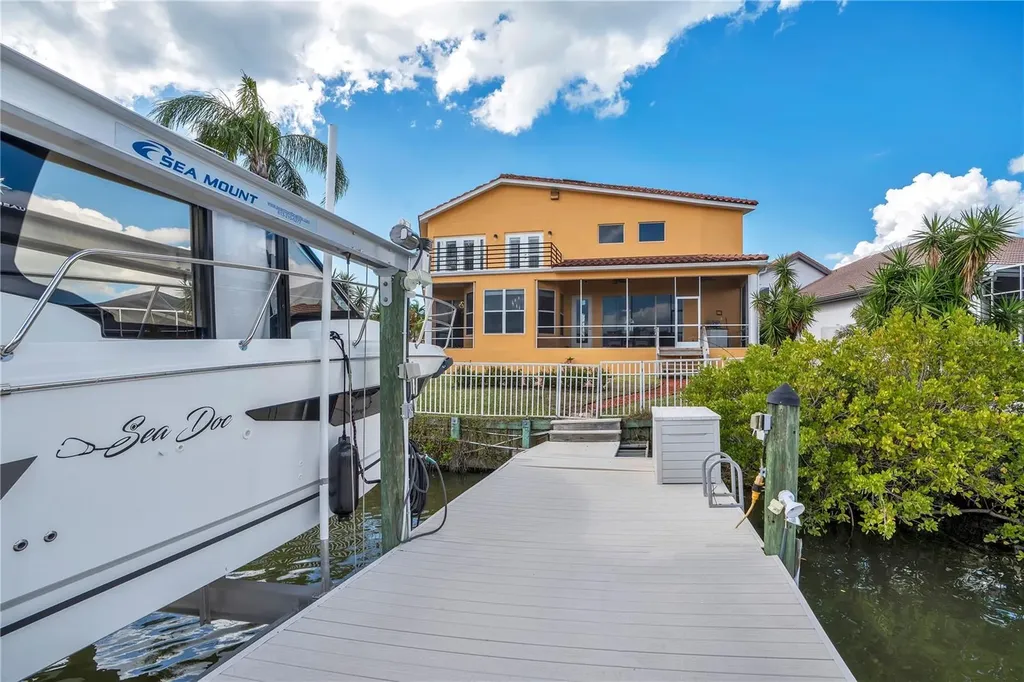 934 Symphony Isles Boulevard Apollo Beach FL 33572