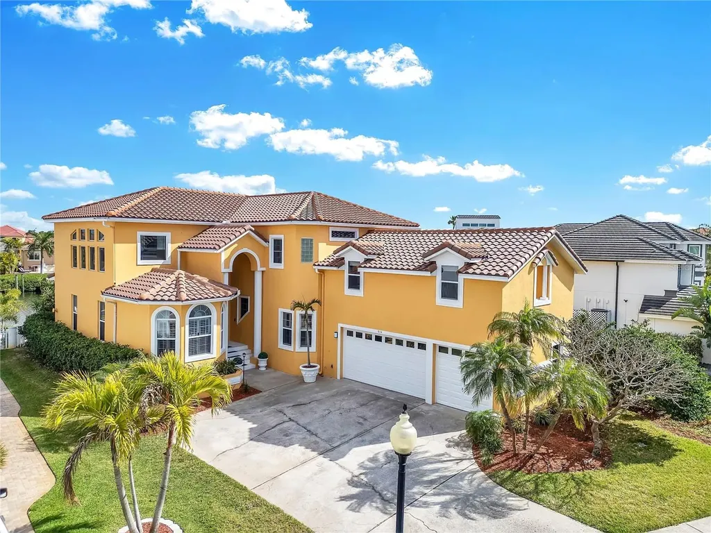 934 Symphony Isles Boulevard Apollo Beach FL 33572