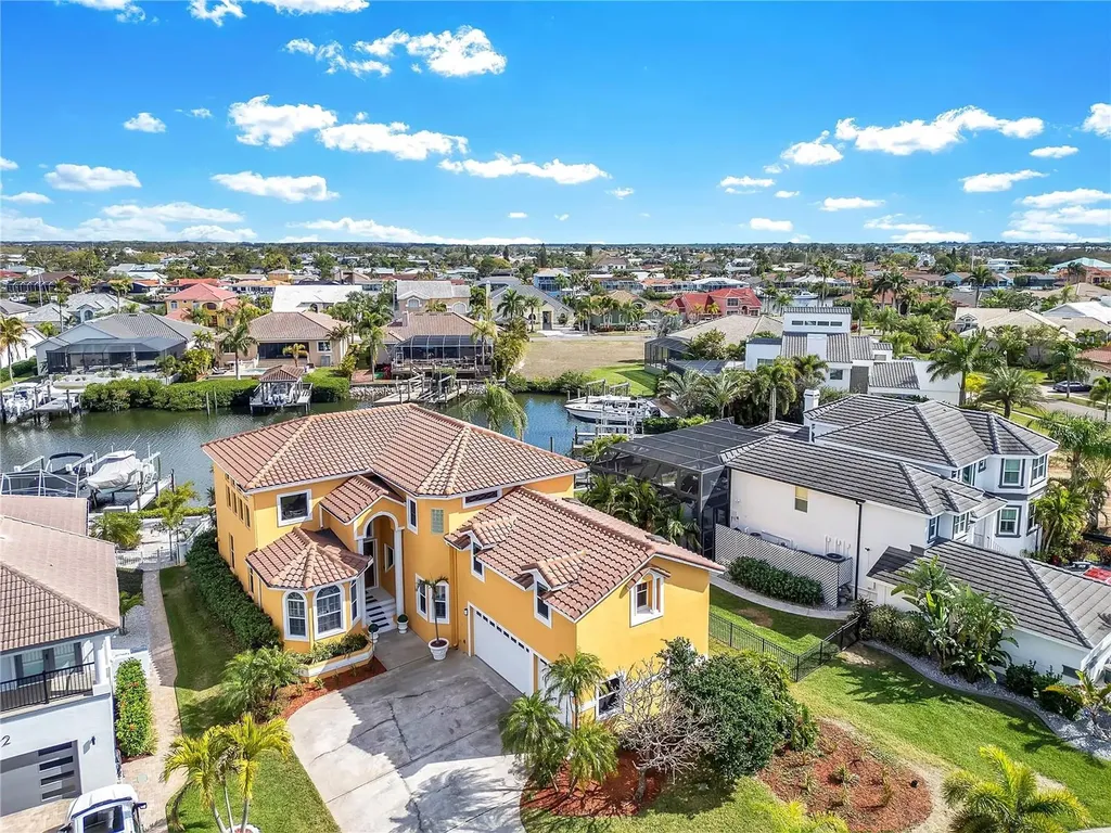 934 Symphony Isles Boulevard Apollo Beach FL 33572