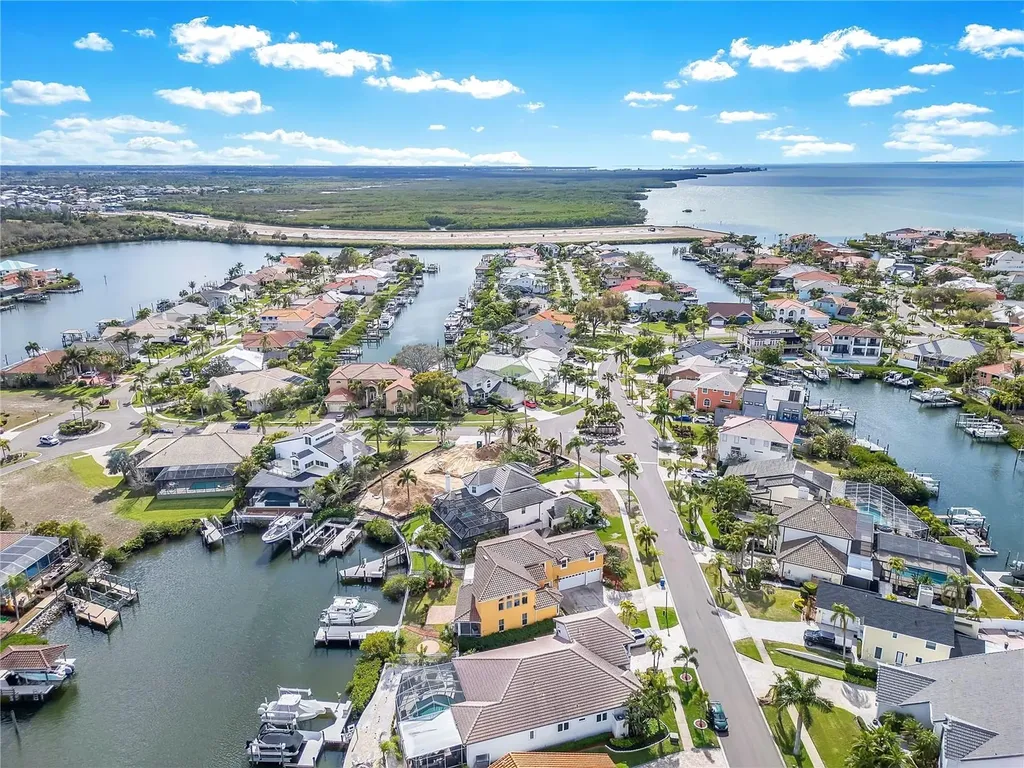 934 Symphony Isles Boulevard Apollo Beach FL 33572