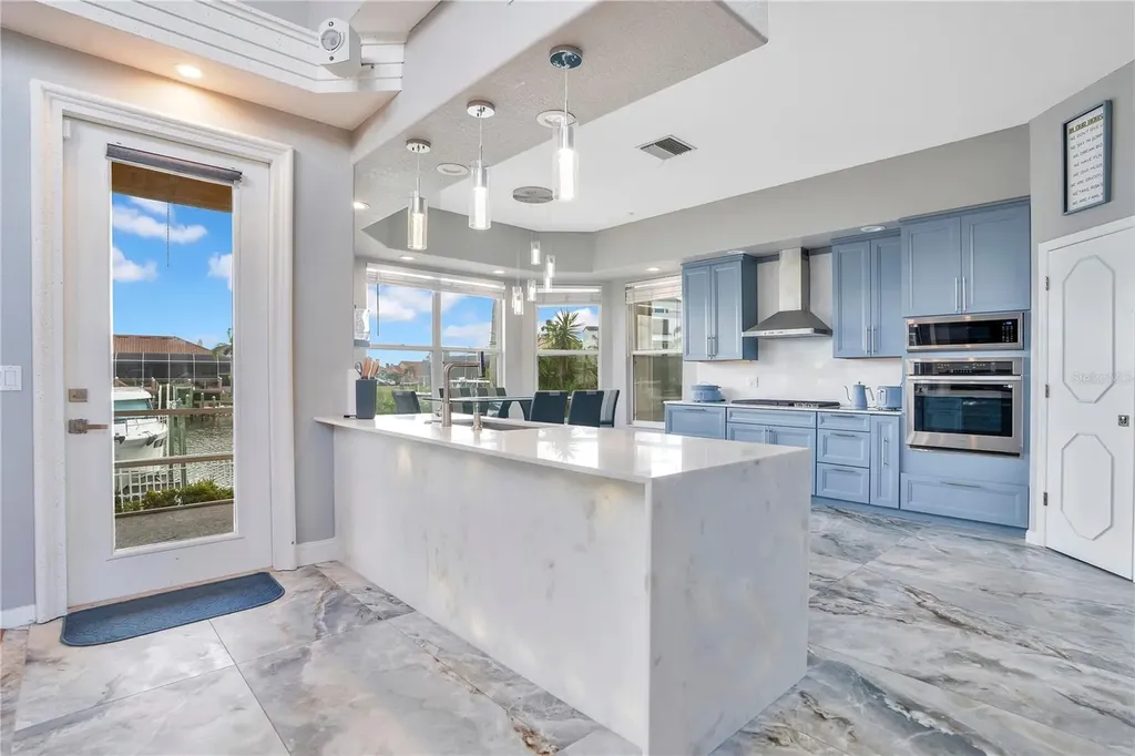 934 Symphony Isles Boulevard Apollo Beach FL 33572