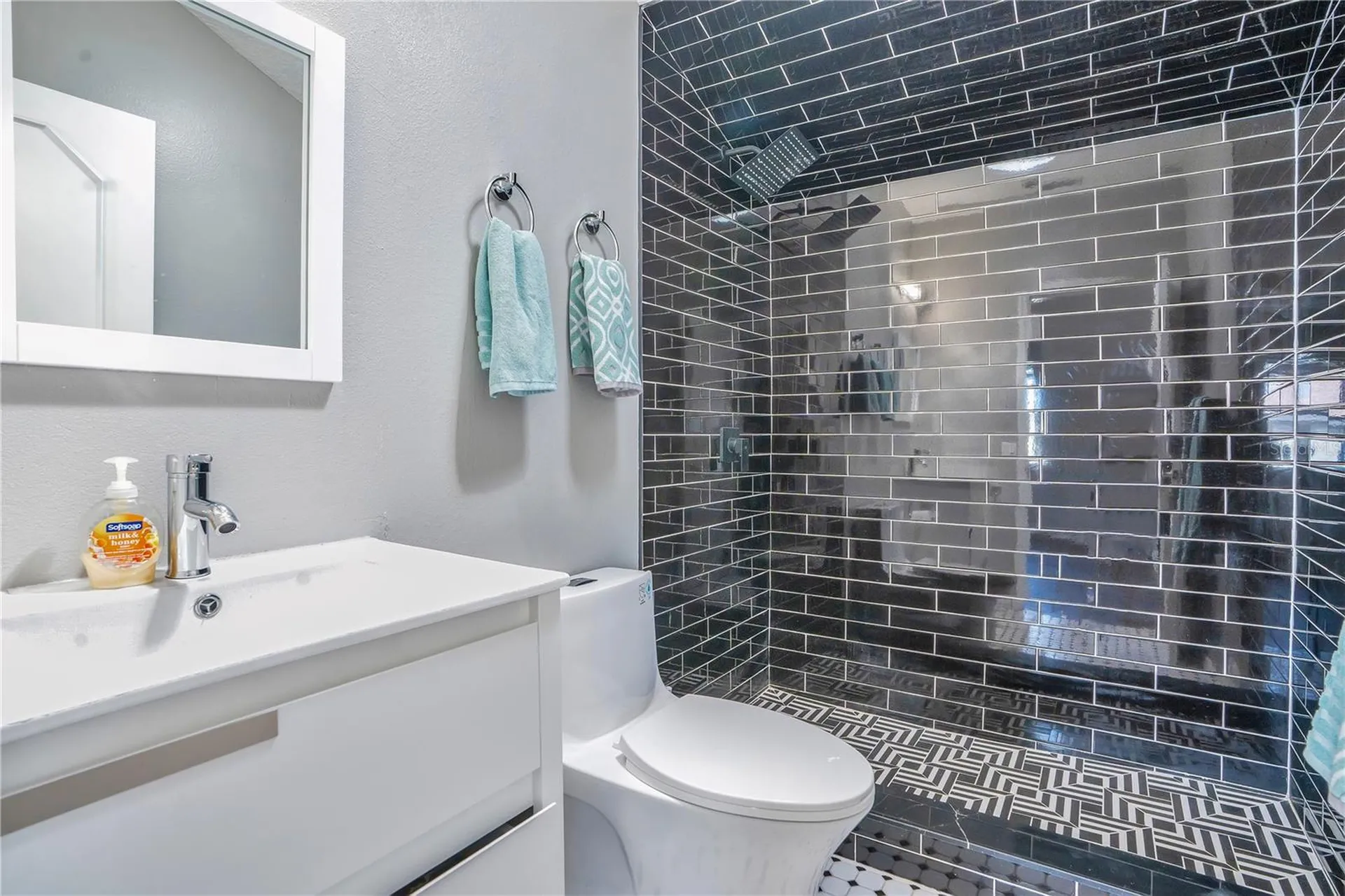 934 Symphony Isles Boulevard Apollo Beach FL 33572