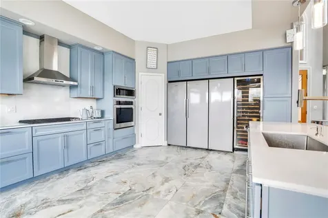 934 Symphony Isles Boulevard Apollo Beach FL 33572