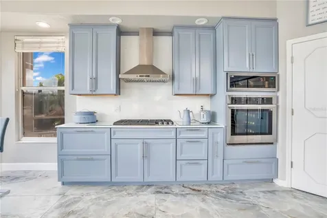 934 Symphony Isles Boulevard Apollo Beach FL 33572
