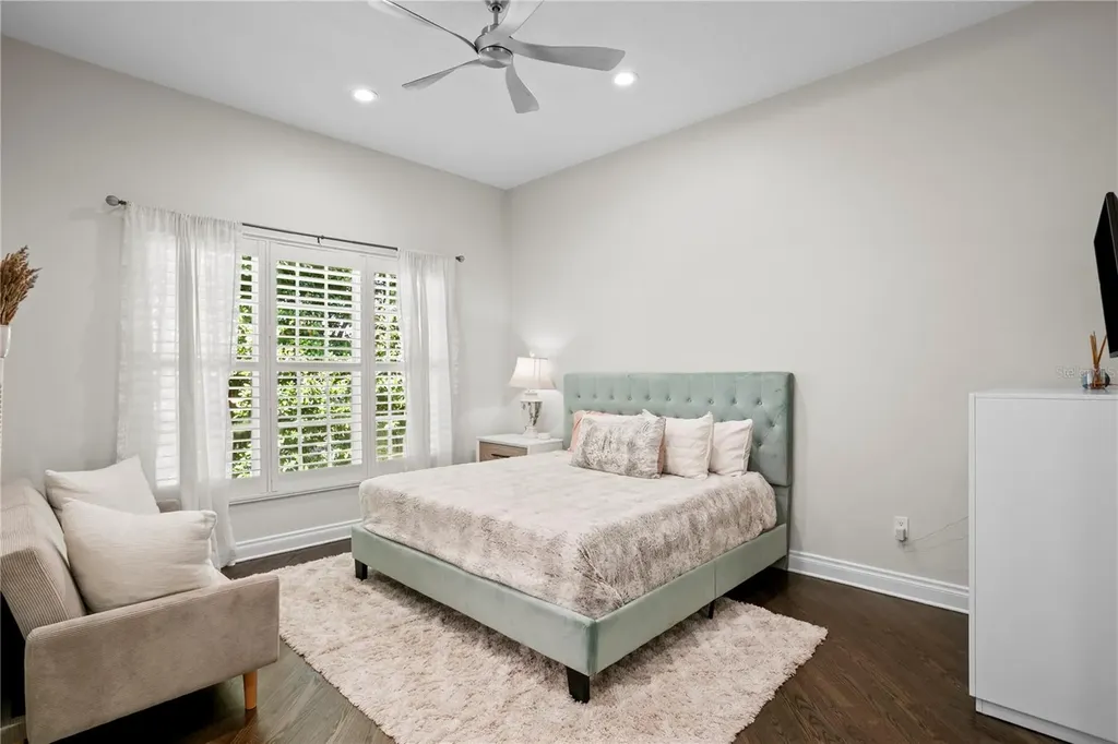 16204 Sierra De Avila Tampa FL 33613