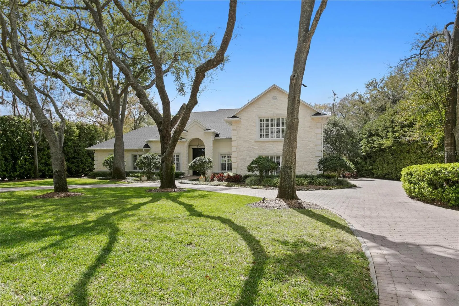 16204 Sierra De Avila Tampa FL 33613