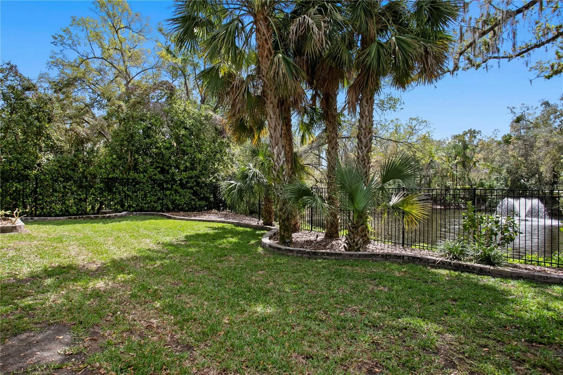16204 Sierra De Avila Tampa FL 33613