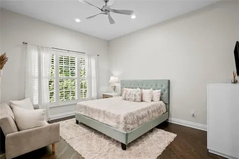 16204 Sierra De Avila Tampa FL 33613
