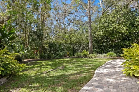 16204 Sierra De Avila Tampa FL 33613