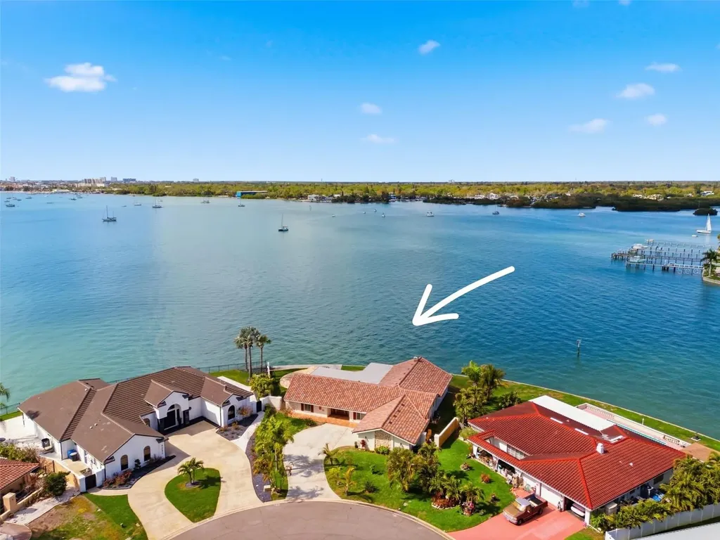 4201 45th Street S St Petersburg FL 33711