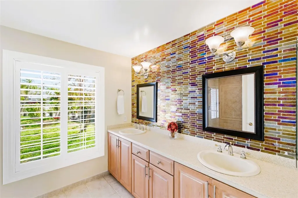 4201 45th Street S St Petersburg FL 33711