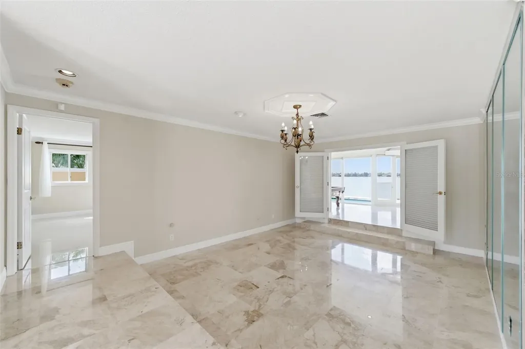 4201 45th Street S St Petersburg FL 33711