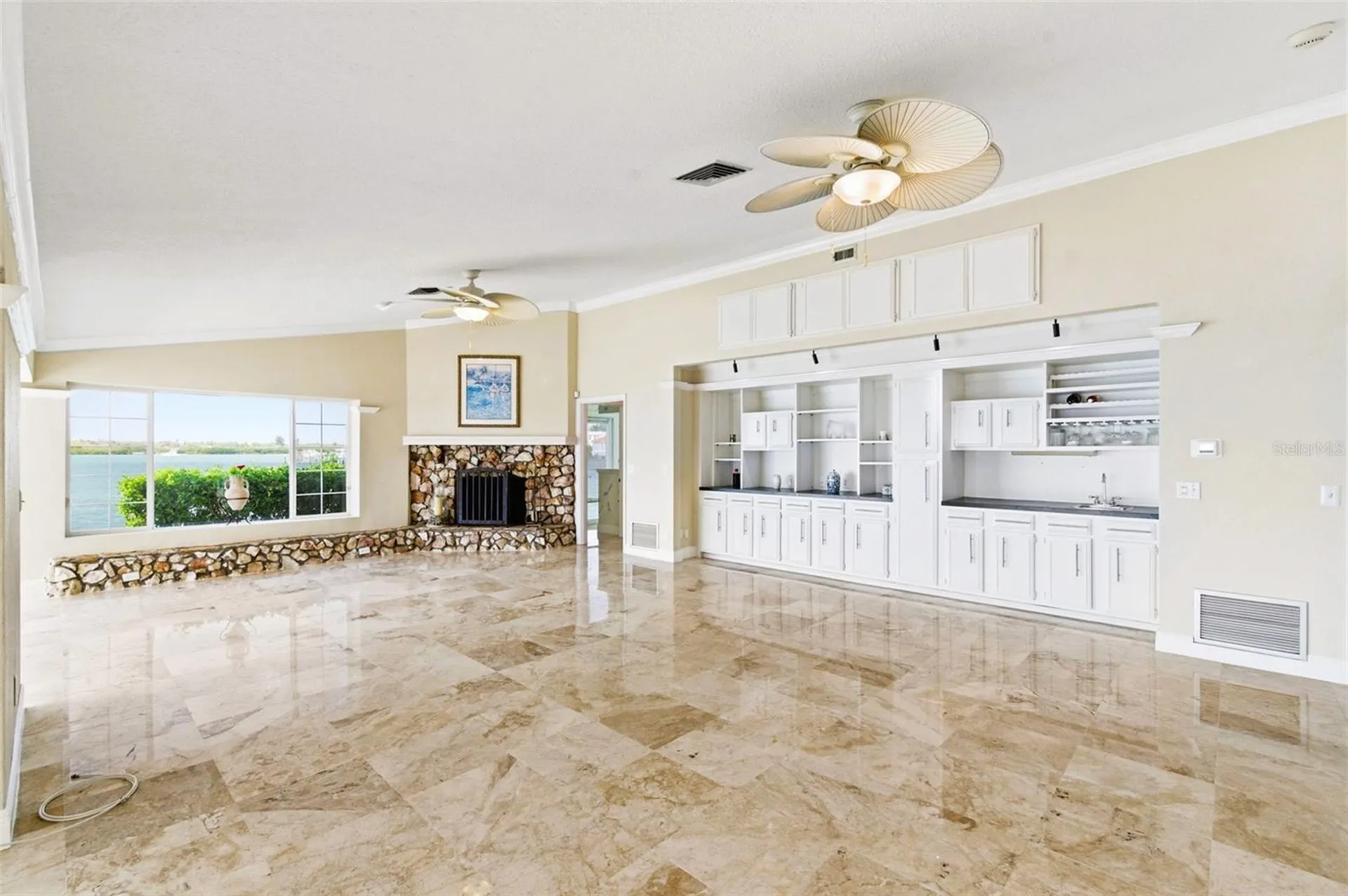 4201 45th Street S St Petersburg FL 33711