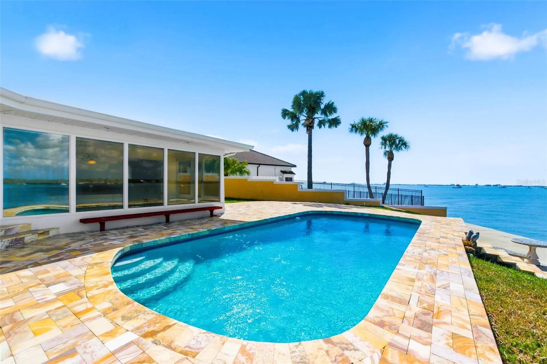 4201 45th Street S St Petersburg FL 33711